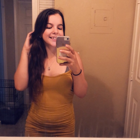 Meet your Posher, Saraina - Picture 1 of 1